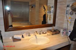 Badkamer in The Chi Boutique Hotel.